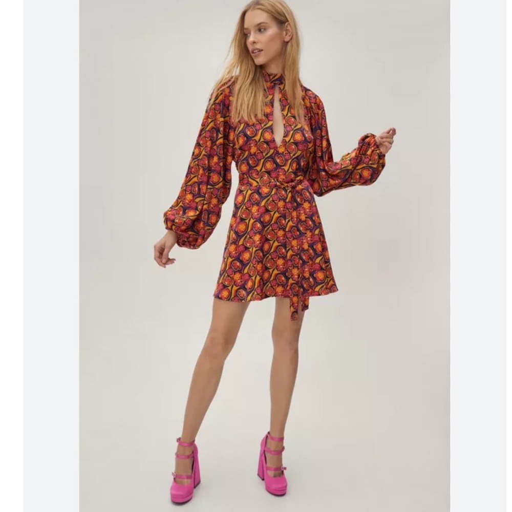 NWT Nasty Gal Retro Floral High Neck Skater Mini Dress size US 6